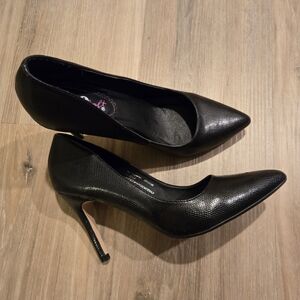 Womens Black Heels